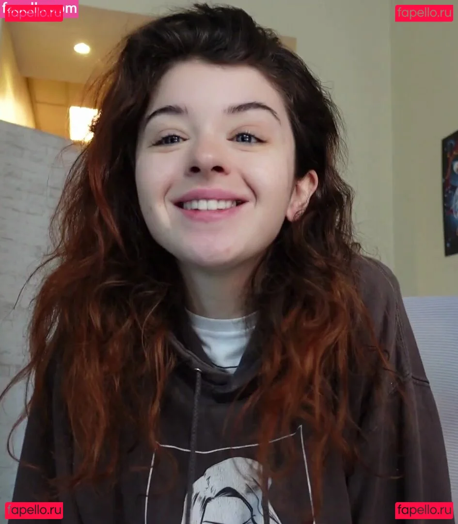 Cleo Lazuli Onlyfans Photo Gallery 