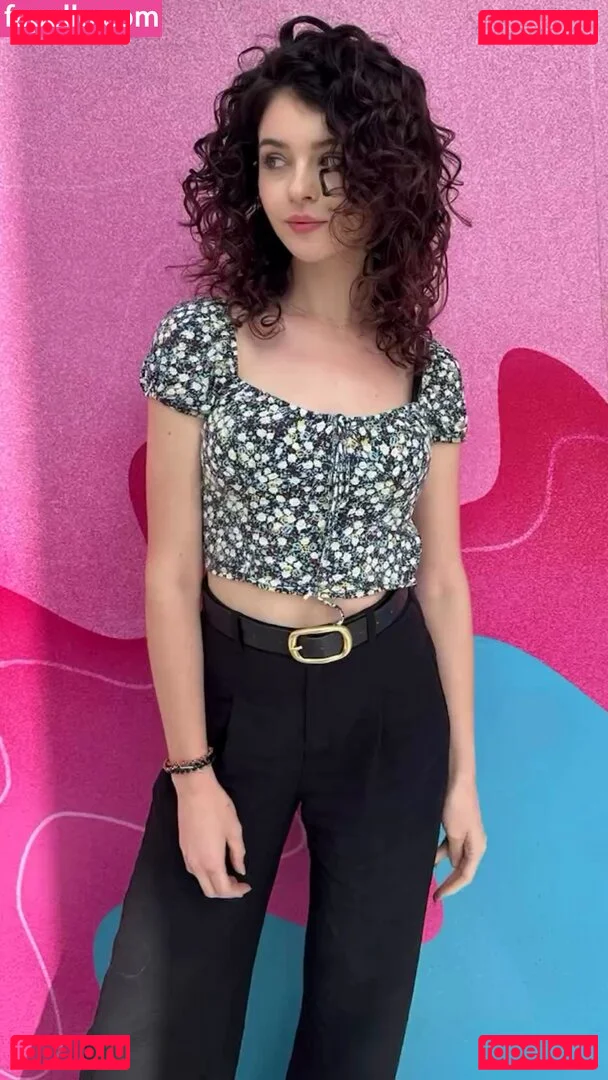 Cleo Lazuli Onlyfans Photo Gallery 