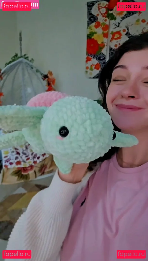 Cleo Lazuli Onlyfans Photo Gallery 