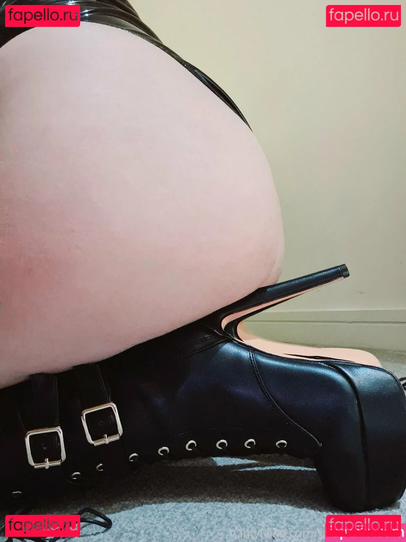 Belfastsarah Onlyfans Photo Gallery 