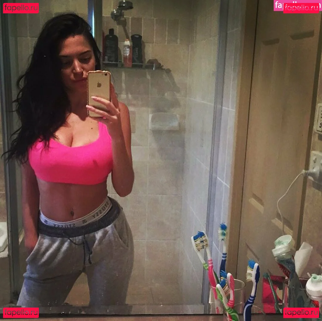 Shannon Barry Onlyfans Photo Gallery 