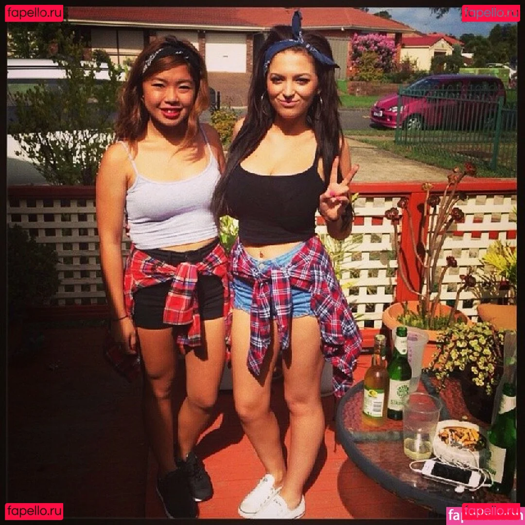 Shannon Barry Onlyfans Photo Gallery 