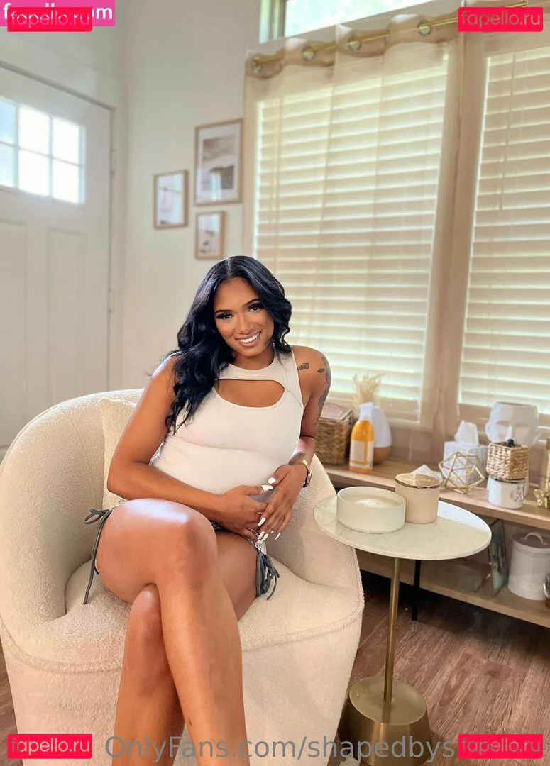 shapedbyshanice Onlyfans Photo Gallery 