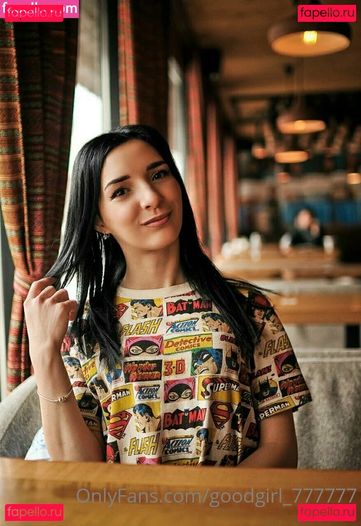 angelina_crystal Onlyfans Photo Gallery 