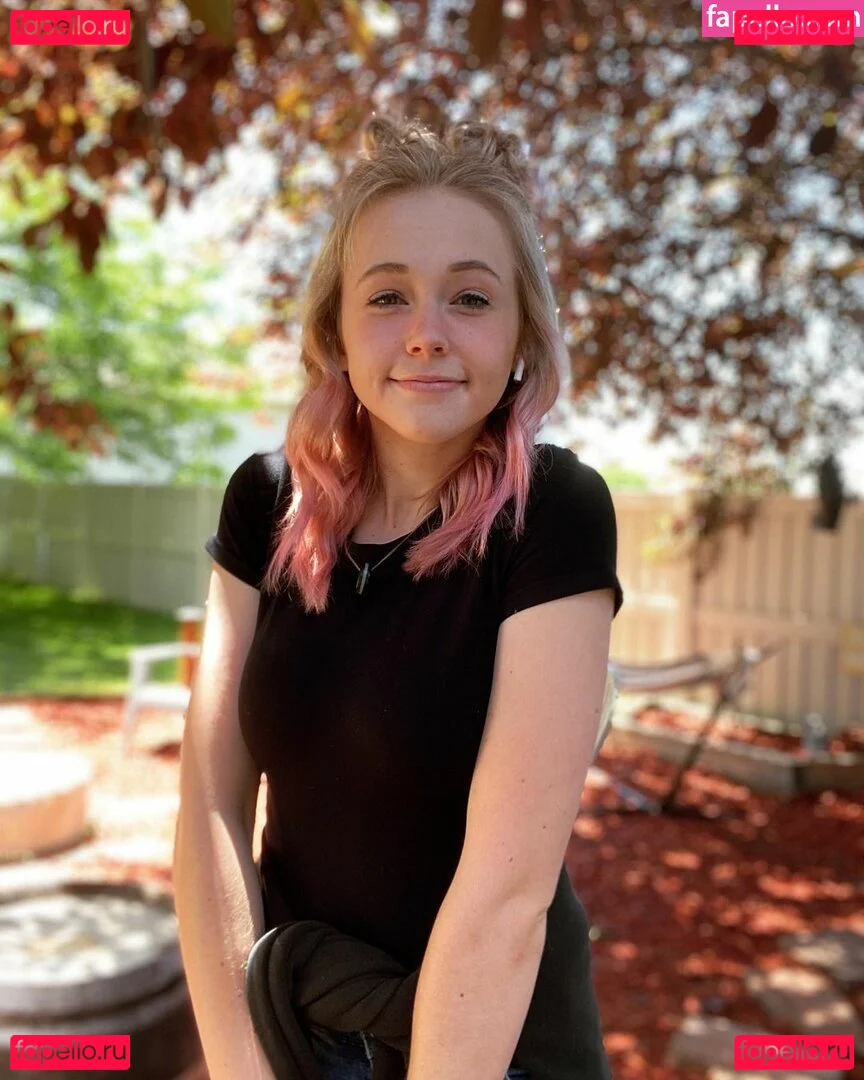 Kira_Graceeee Onlyfans Photo Gallery 