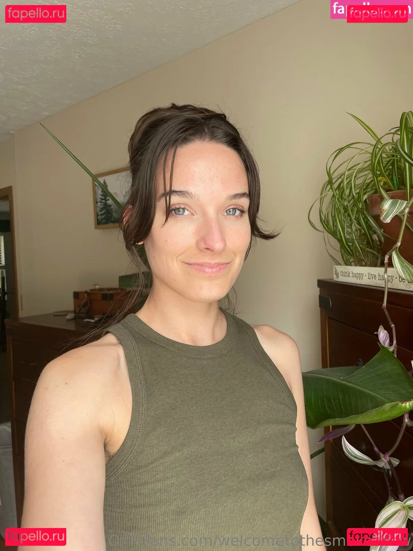 welcometothesmokeshow Onlyfans Photo Gallery 