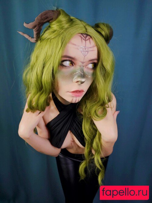 zelenaya_zlaya Onlyfans Photo Gallery 