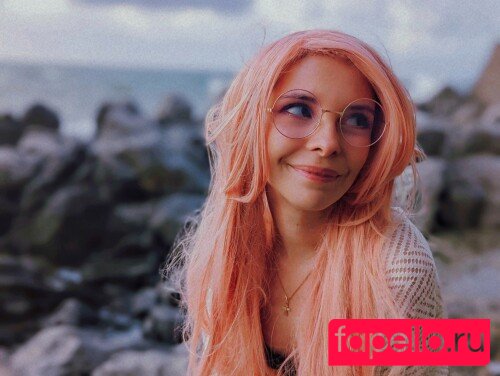 zelenaya_zlaya Onlyfans Photo Gallery 