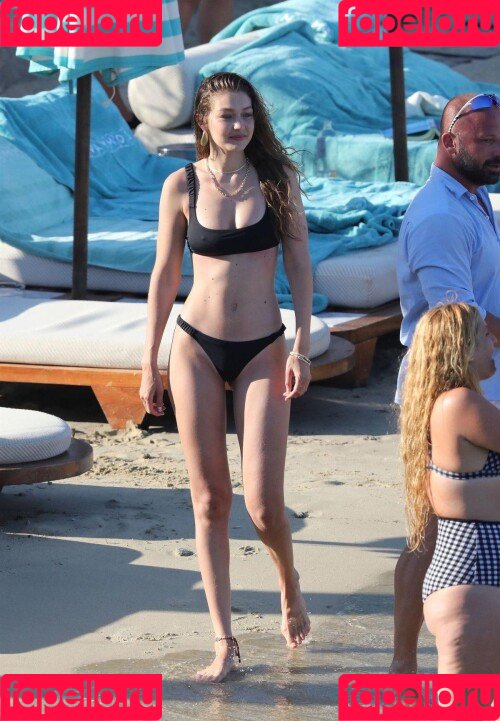 Gigi Hadid Onlyfans Photo Gallery 