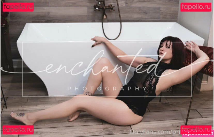 prissykrissy86 Onlyfans Photo Gallery 