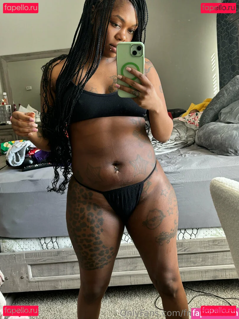 fmereloaded Onlyfans Photo Gallery 