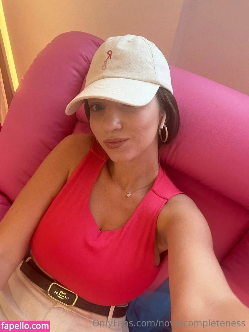 novelcompleteness Onlyfans Photo Gallery 