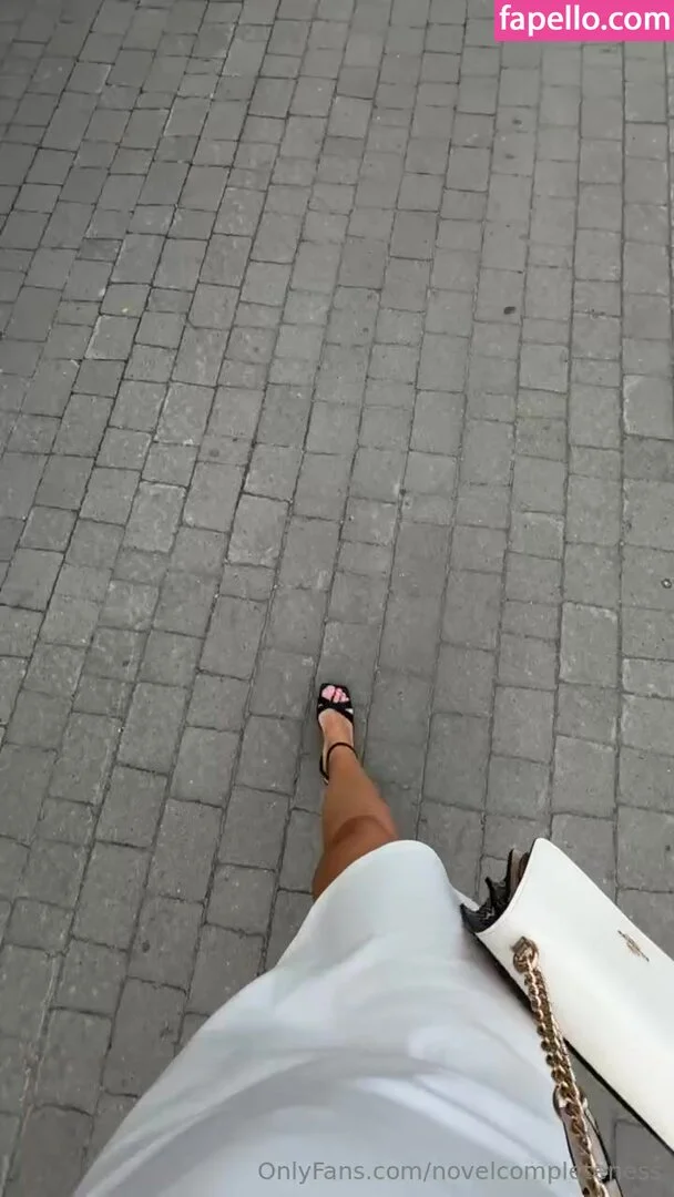 novelcompleteness Onlyfans Photo Gallery 