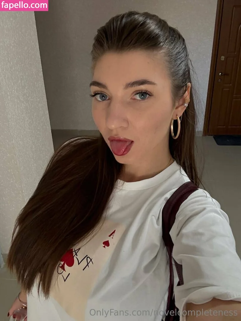 novelcompleteness Onlyfans Photo Gallery 