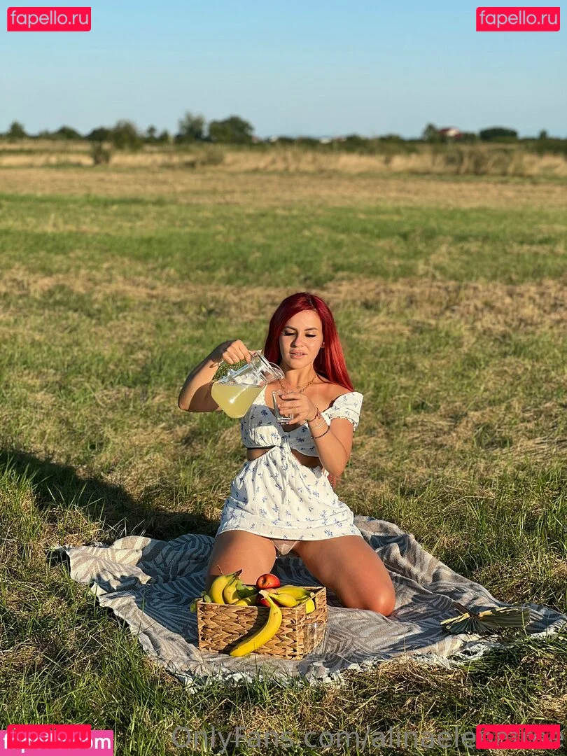 alinaelenafree Onlyfans Photo Gallery 