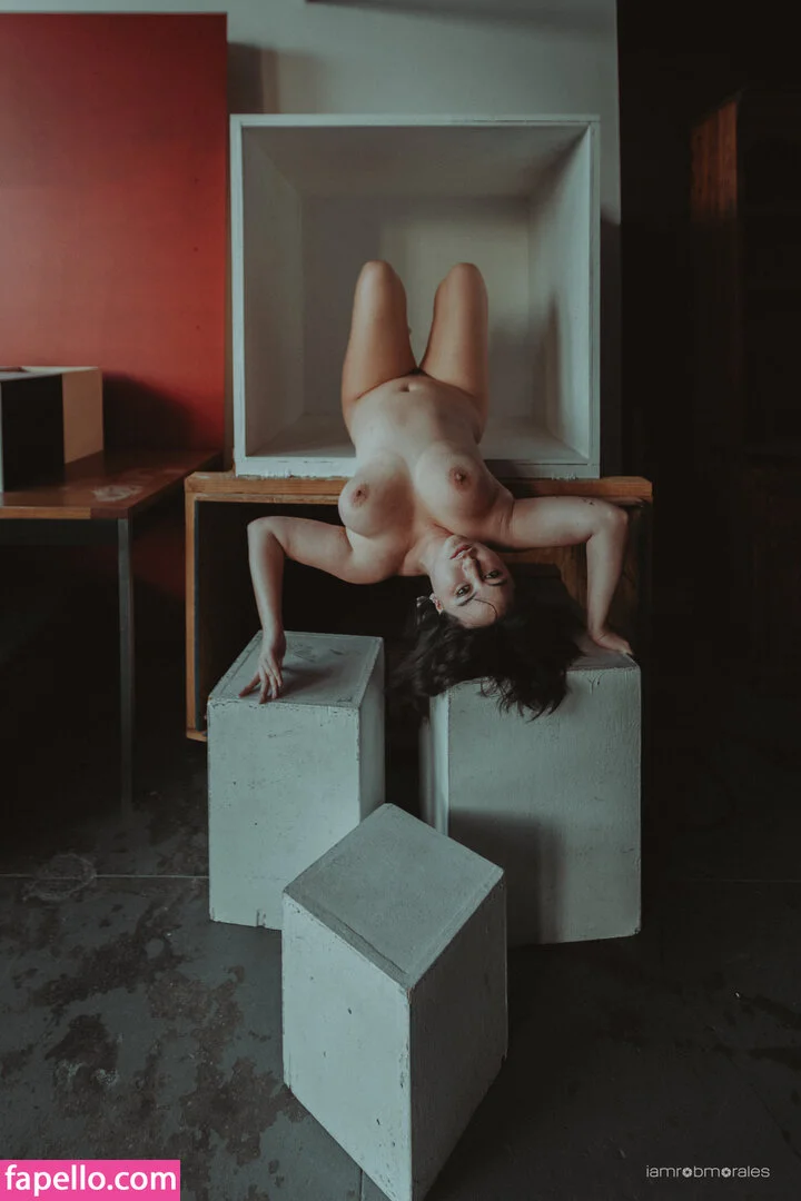 hellomiramira Onlyfans Photo Gallery 