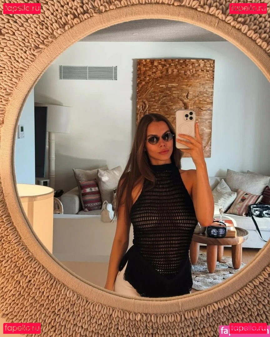 vikkikiss Onlyfans Photo Gallery 