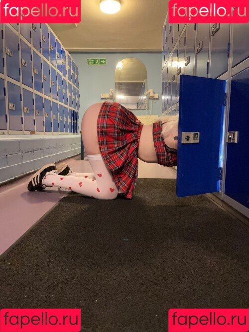 babychar_x Onlyfans Photo Gallery 