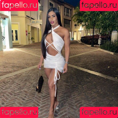 mulatafit Onlyfans Photo Gallery 