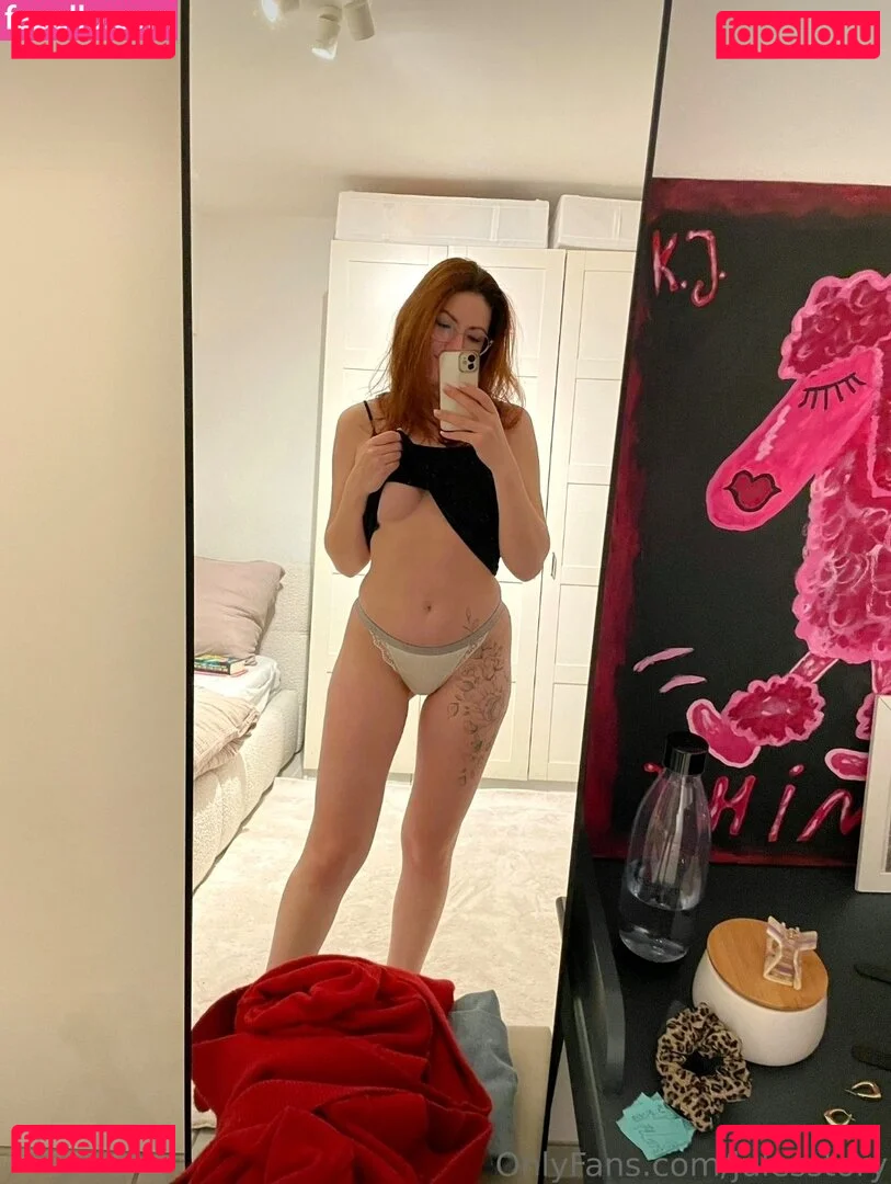 julesstory Onlyfans Photo Gallery 