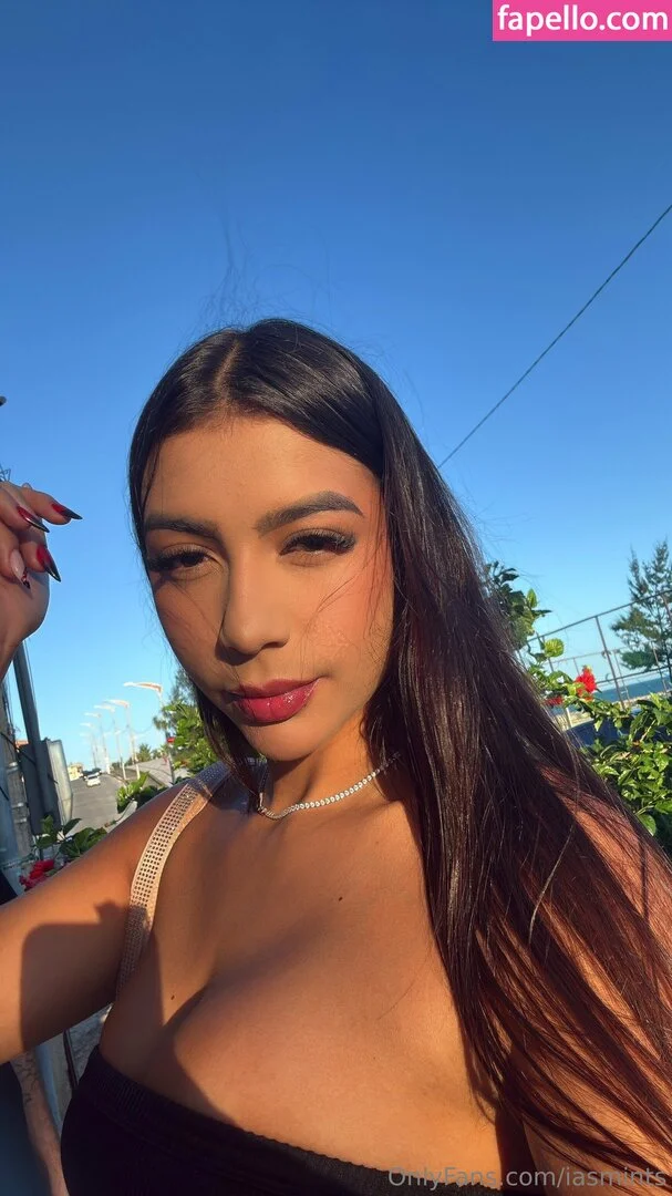 iasmints Onlyfans Photo Gallery 