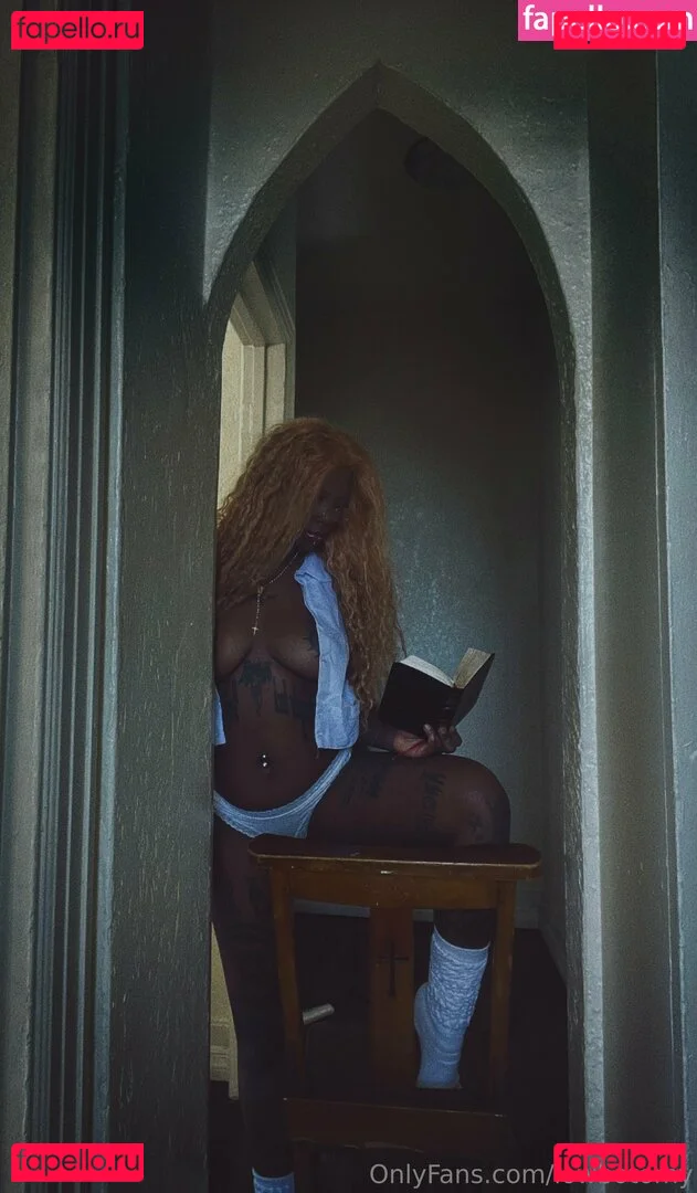 lowbotomy Onlyfans Photo Gallery 