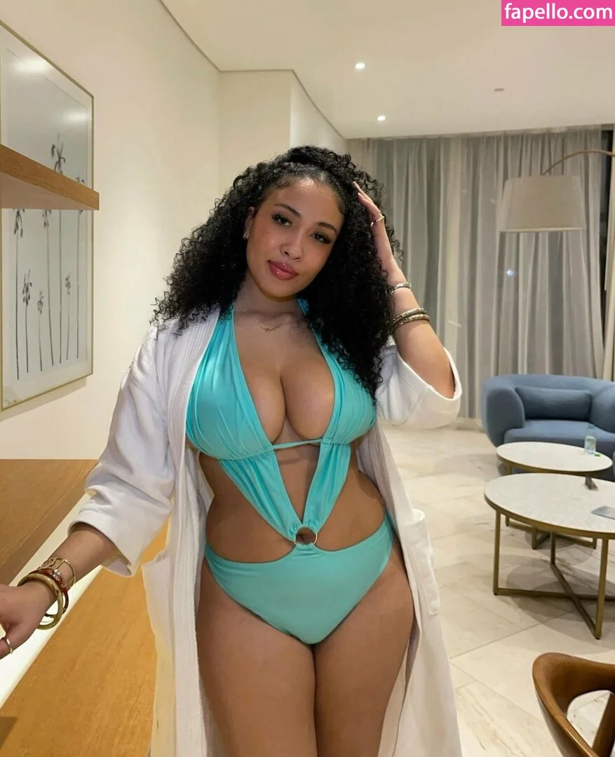 Danielle Ramona Onlyfans Photo Gallery 