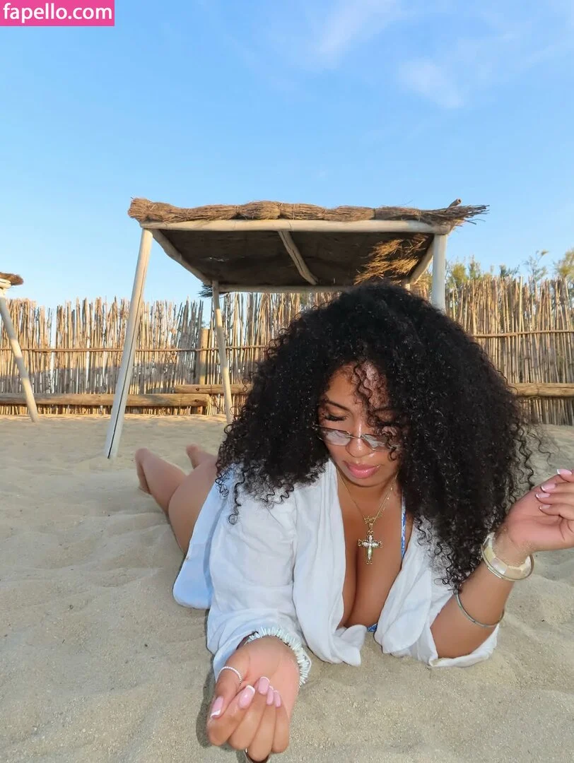 Danielle Ramona Onlyfans Photo Gallery 