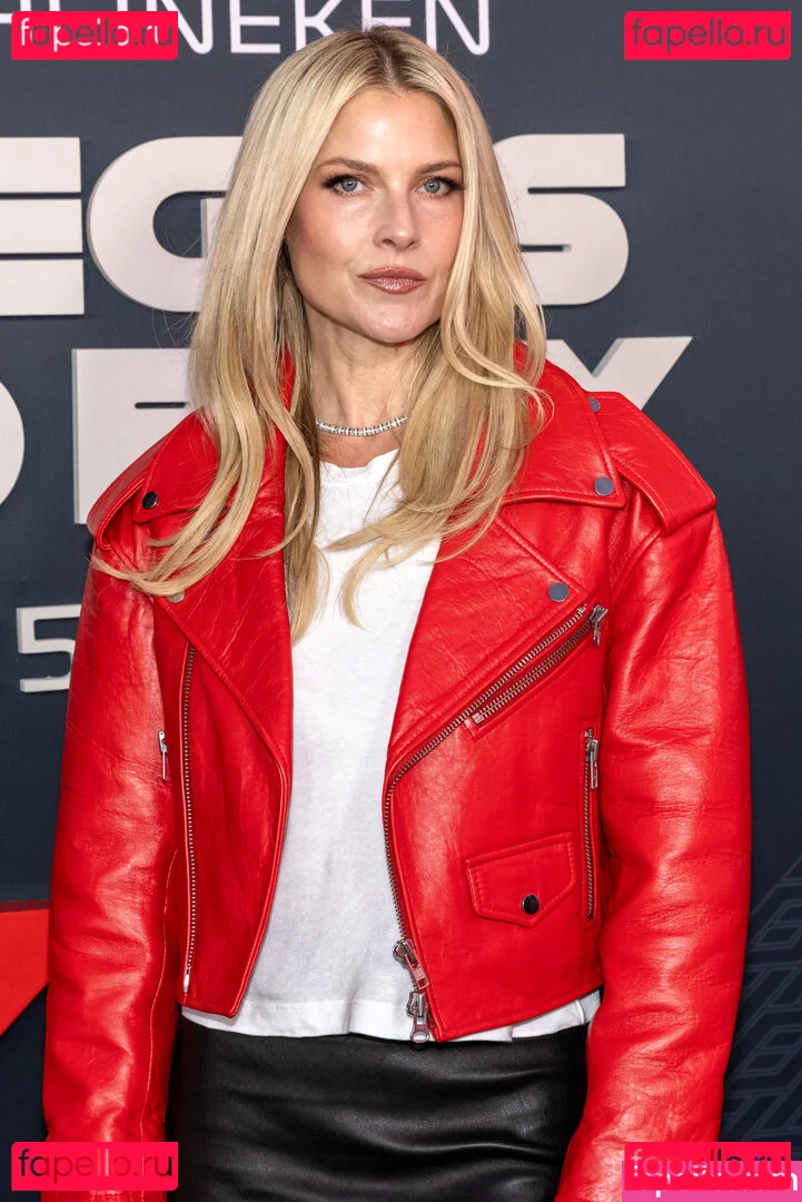 Ali Larter Onlyfans Photo Gallery 