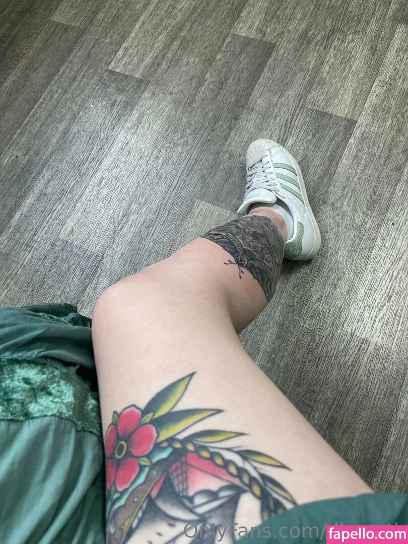 dbzgoth Onlyfans Photo Gallery 