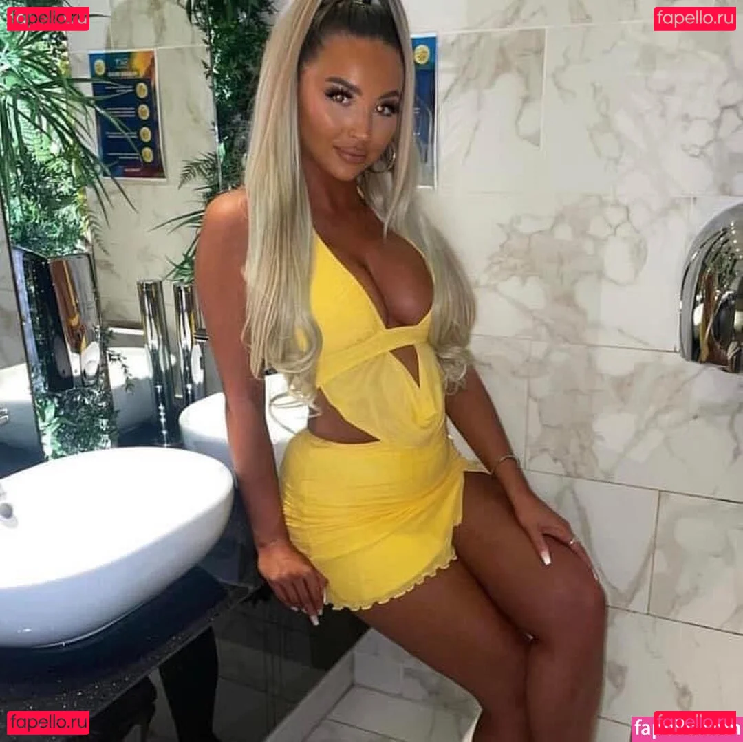 Beth Amelia Onlyfans Photo Gallery 