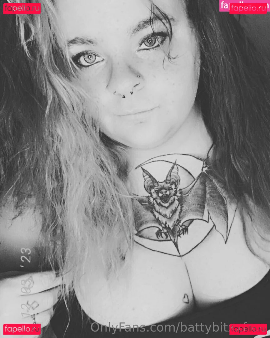 battybitxxfree Onlyfans Photo Gallery 