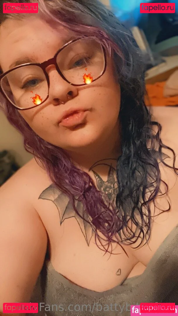 battybitxxfree Onlyfans Photo Gallery 