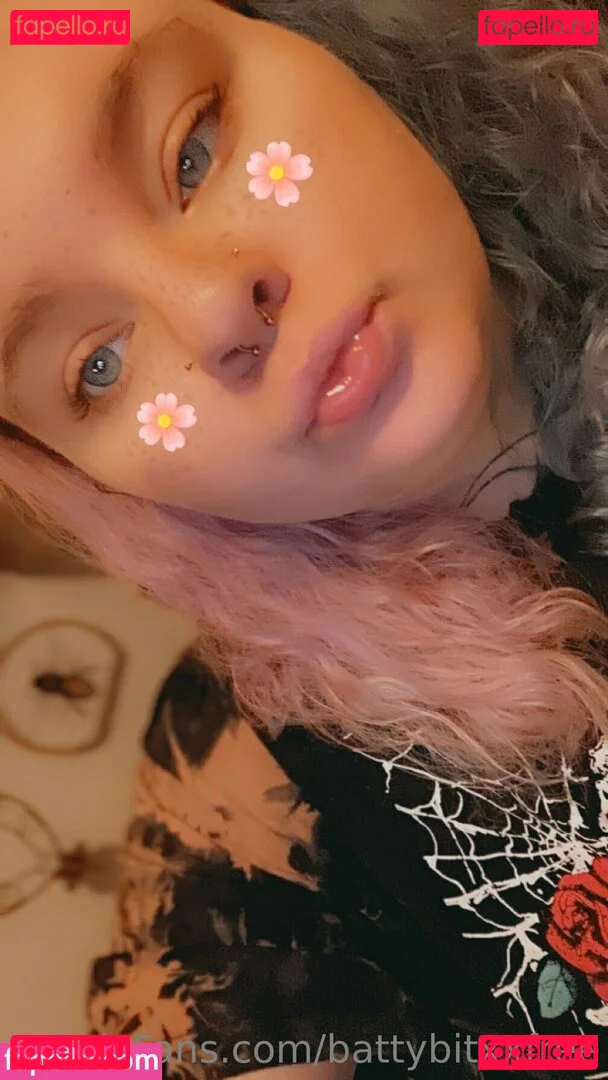 battybitxxfree Onlyfans Photo Gallery 