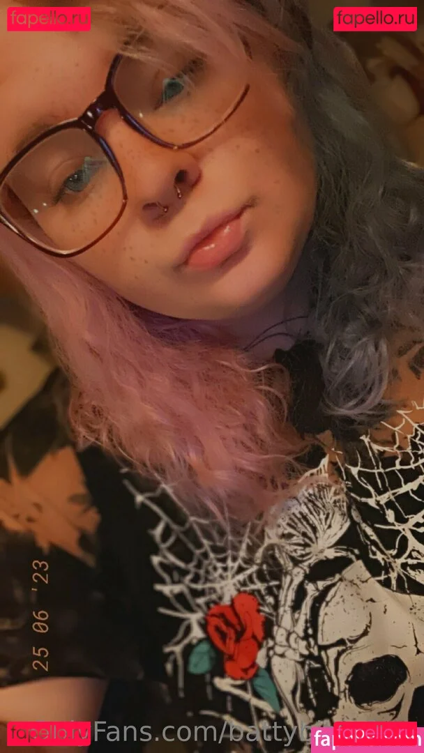 battybitxxfree Onlyfans Photo Gallery 