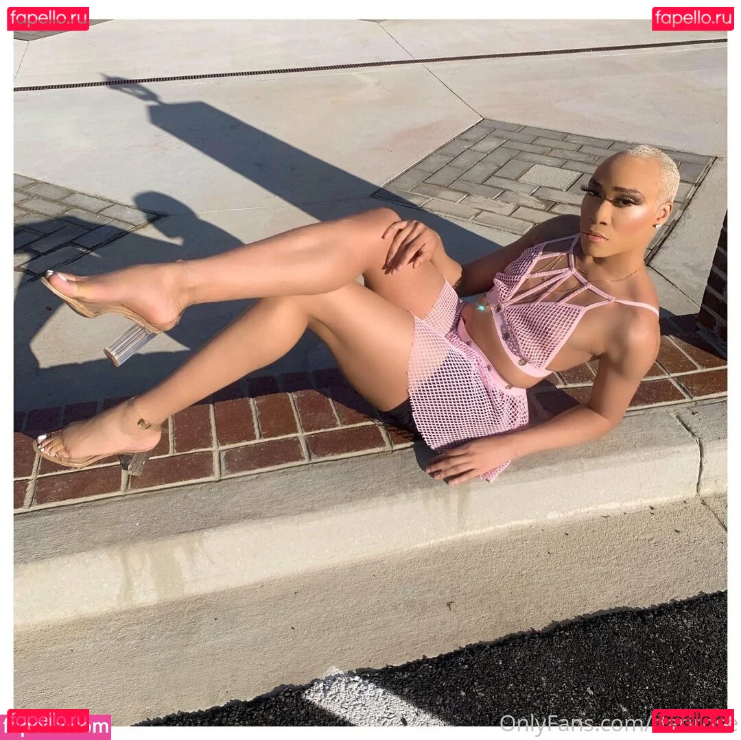 darirose Onlyfans Photo Gallery 