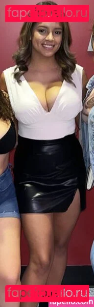 Leslie Sanchez Onlyfans Photo Gallery 