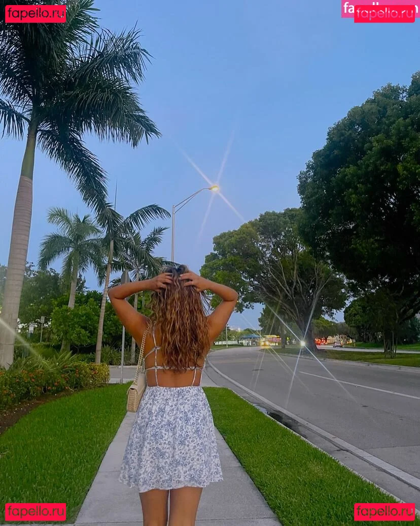 Leslie Sanchez Onlyfans Photo Gallery 