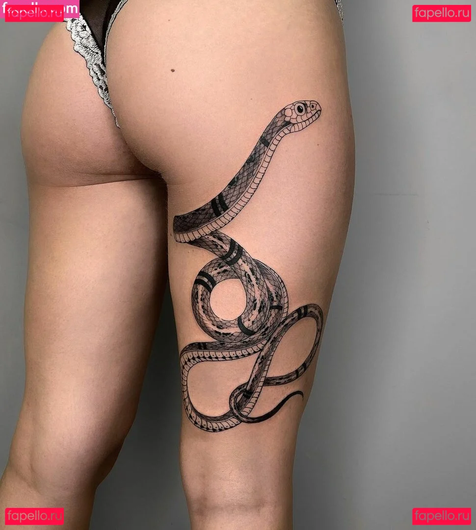 MidoriShake Onlyfans Photo Gallery 