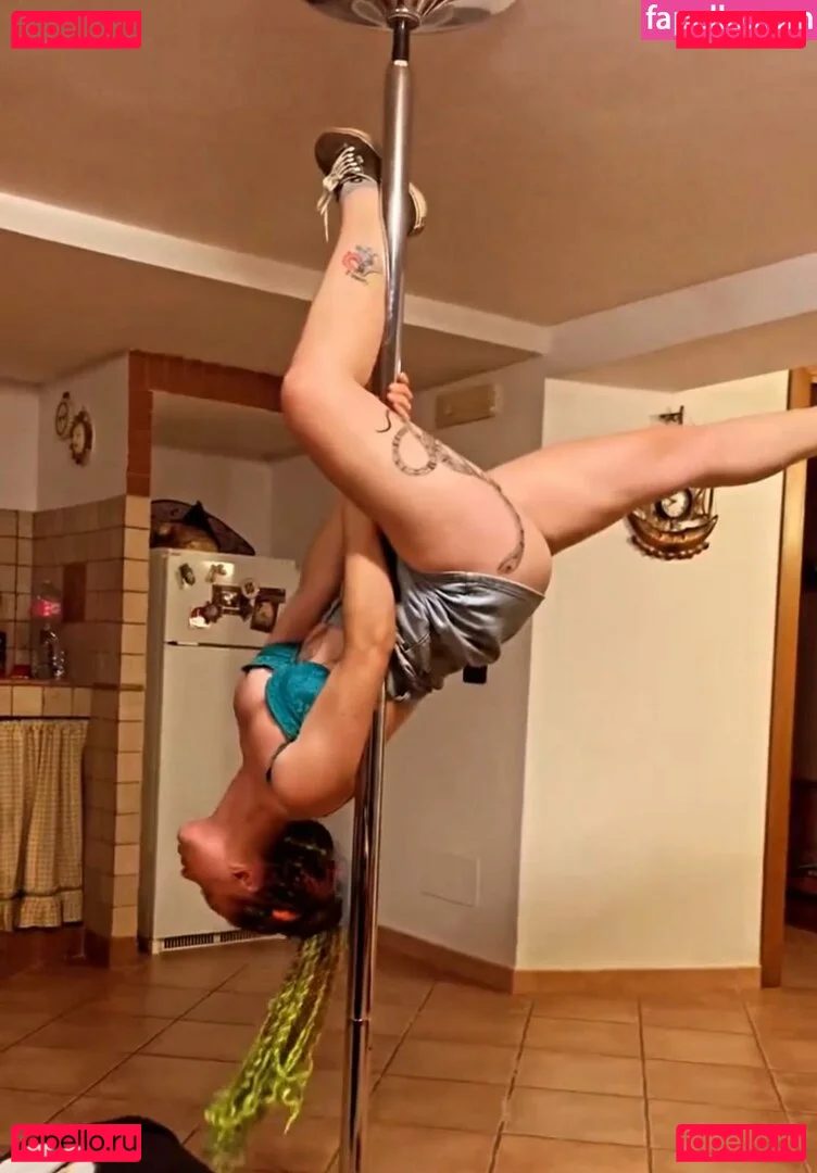 MidoriShake Onlyfans Photo Gallery 