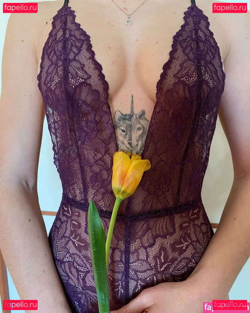 MidoriShake Onlyfans Photo Gallery 