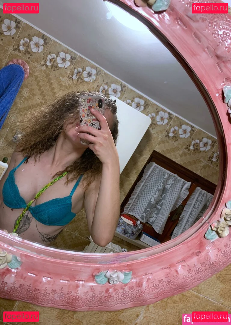 MidoriShake Onlyfans Photo Gallery 