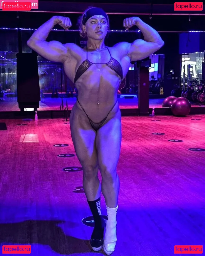 Mel Onlyfans Photo Gallery 