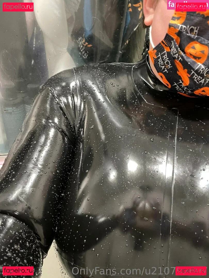 u210792697 Onlyfans Photo Gallery 