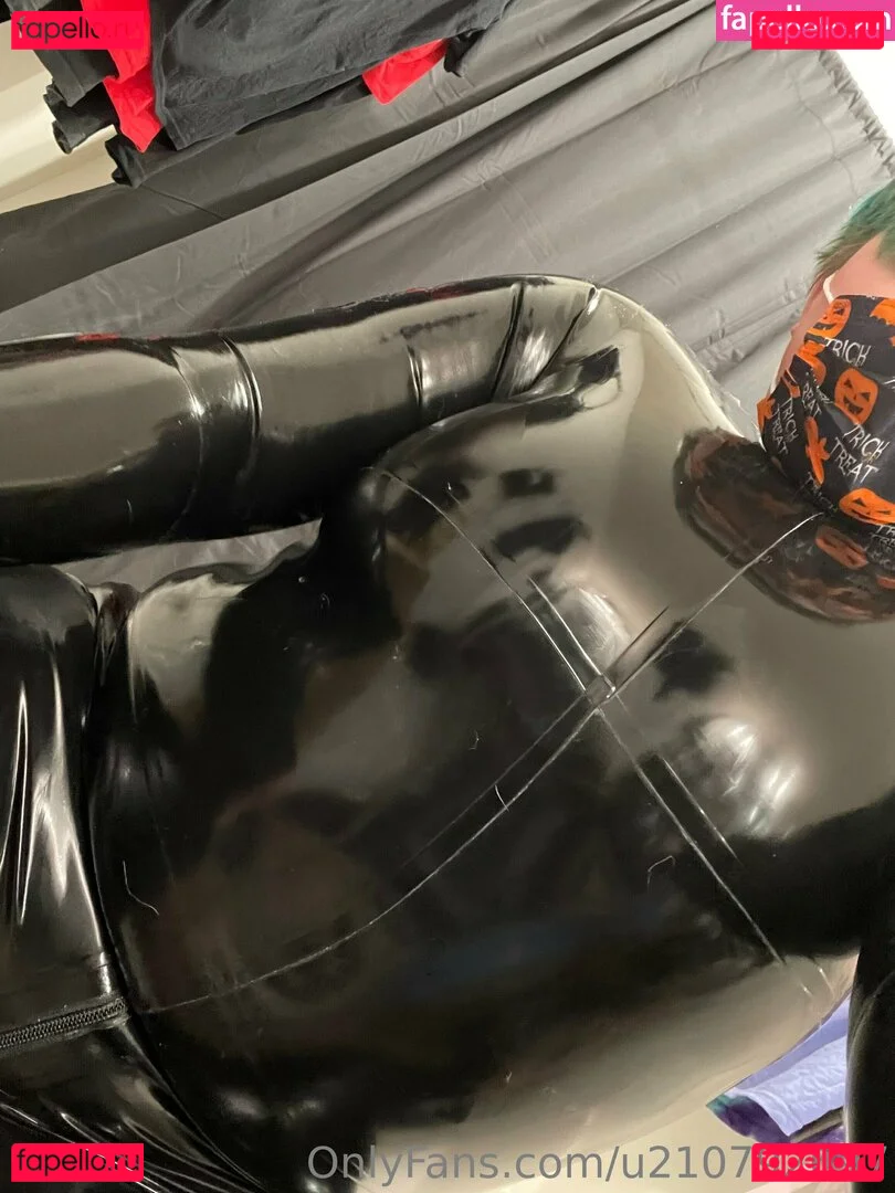 u210792697 Onlyfans Photo Gallery 