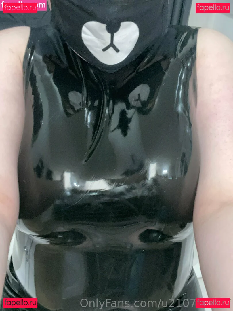 u210792697 Onlyfans Photo Gallery 