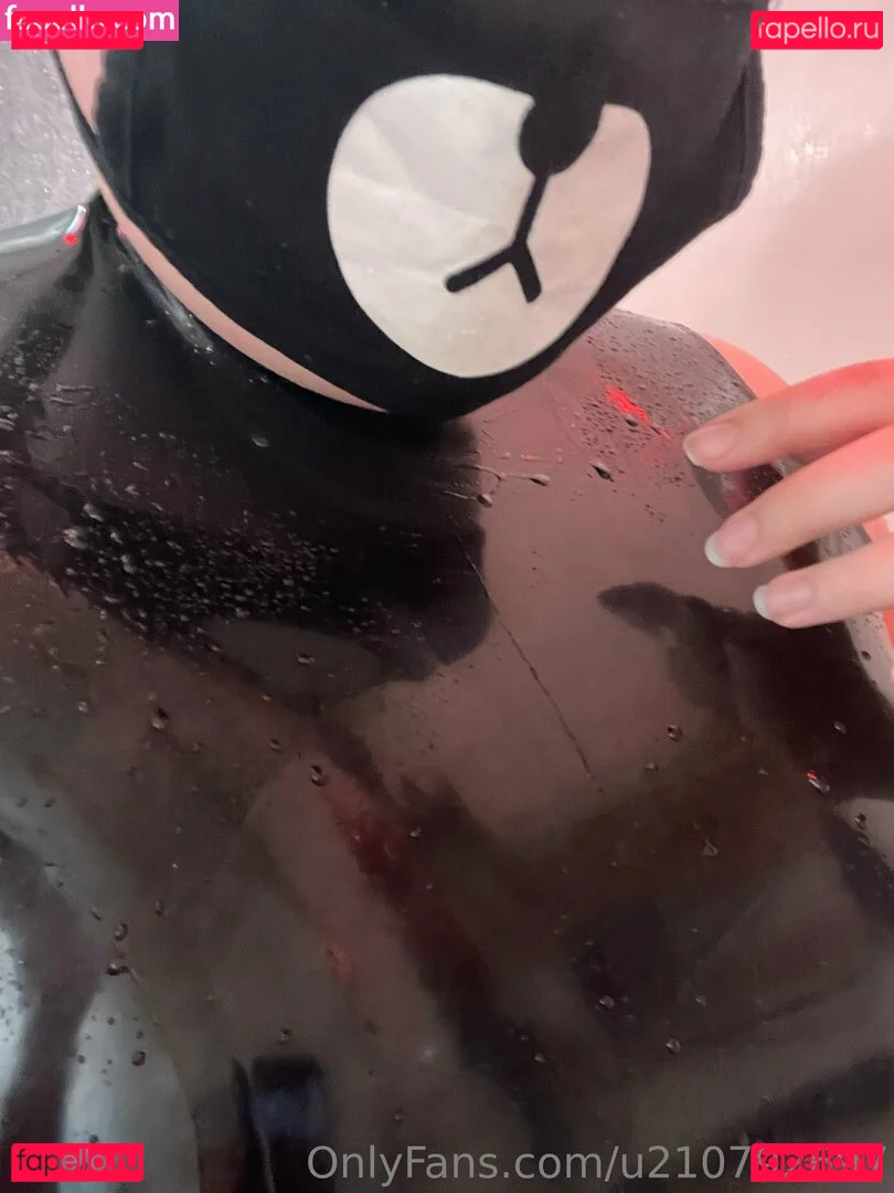 u210792697 Onlyfans Photo Gallery 