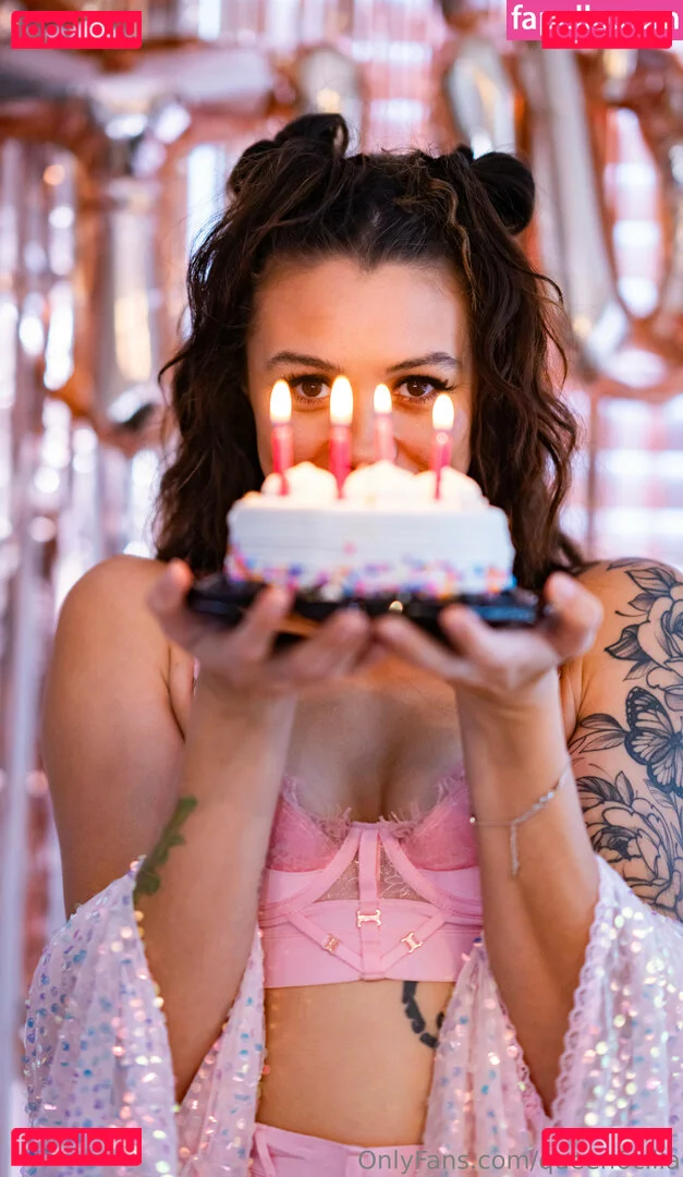 queen6cilla Onlyfans Photo Gallery 