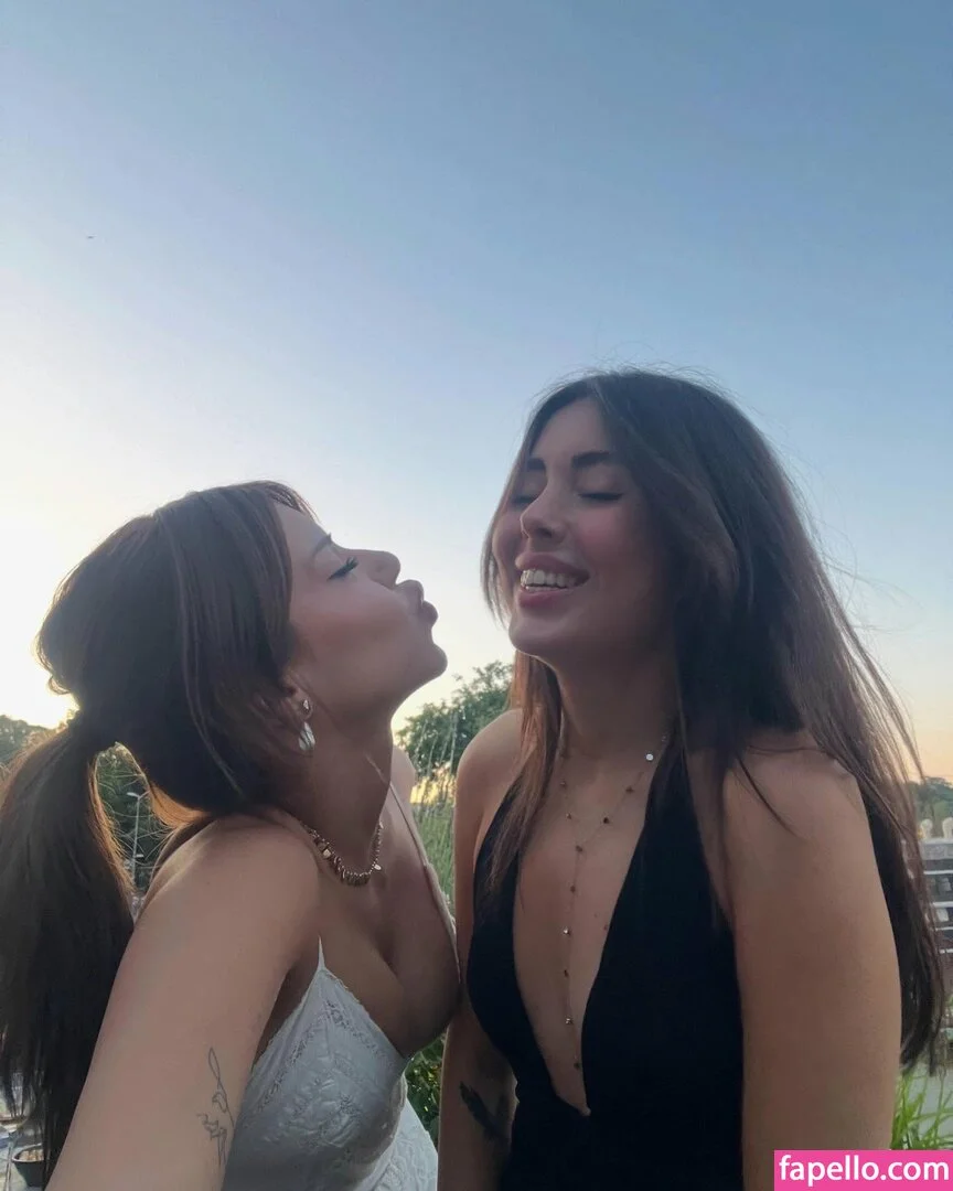 Demet Ozturk Onlyfans Photo Gallery 