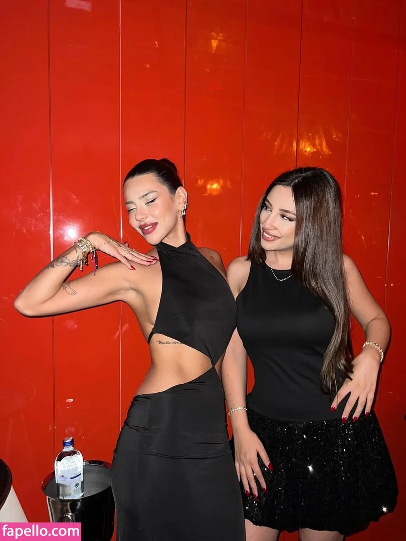 Demet Ozturk Onlyfans Photo Gallery 